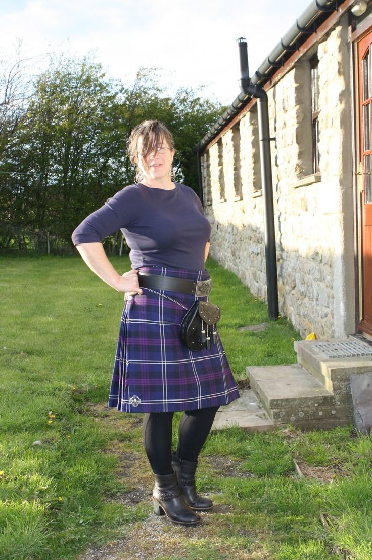 27 TRENDY KILT SKIRTS FOR ALL OCCASION....... Godfather Style
