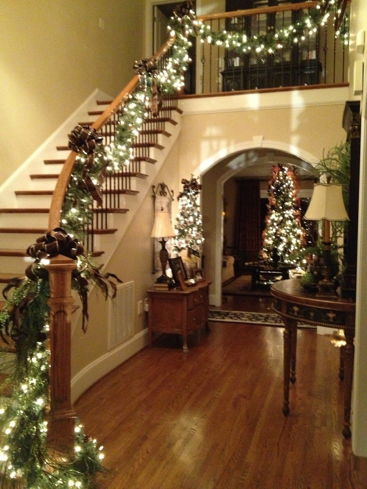 30 MESMERIZING STAIRS DECORATING INSPIRATIONS.... Godfather Style