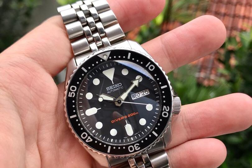 How to Upgrade to a Sapphire Crystal on the Seiko SKX007 - Godfather Style
